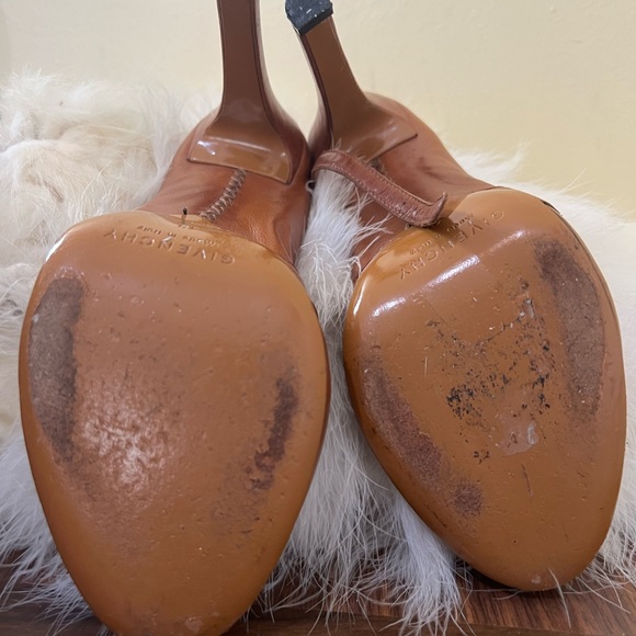Givenchy Tan Leather Stilettos - Picture 10 of 16